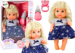 Lalka w marynarskiej sukience