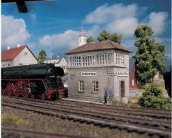 Piko Hobby nastawnia Burgstein H0 – zestaw do budowy