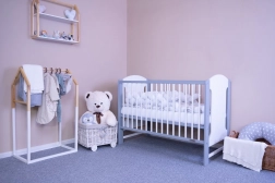 Łóżeczko dziecięce New Baby Elsa białe–szare