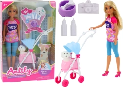 Lalka Anlily z pieskiem w wózku