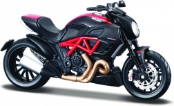Model motocykla Ducati Diavel Carbon z podstawą 1:18