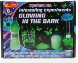 Ciekawe eksperymenty ze świeceniem w ciemności dla dzieci