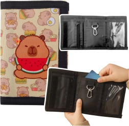 Dziecięcy tekstylny portfel na rzep z karabińczykiem – kapibara z arbuzem