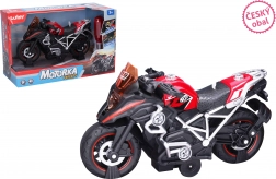 Czerwona skręcana motorówka z efektami