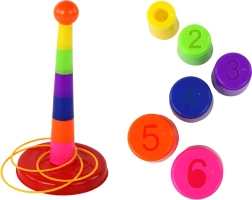 Gra w rzucanie do celu z kubeczkami i obręczami