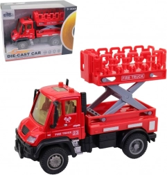 Autko strażackie na napęd typu pull-back