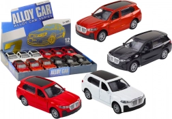 Samochodzik osobowy 1:32 ze światłem, dźwiękami i otwieranymi drzwiami