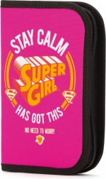Piórnik szkolny Super Girl stay calm – jednopiętrowy, bez wyposażenia