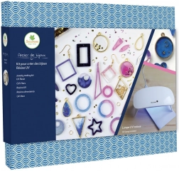 Atelier jubilerski – warsztat biżuterii z żywicy UV