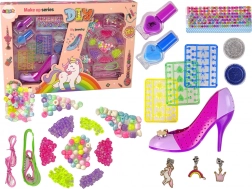 Zestaw do paznokci i biżuterii kolorowy