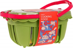 Piknikowy kosz z owocami i warzywami dla dzieci