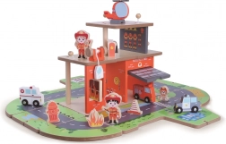 Drewniana strażnica pożarna 2 w 1 – stacja i auto