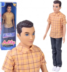 Anlily lalka chłopak brunet Paulo w koszuli w kratę i ciemnych spodniach