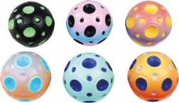 Lena kosmiczna piłeczka