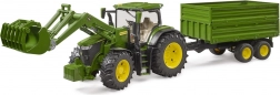 Traktor John Deere 7R z ładowaczem czołowym i przyczepą