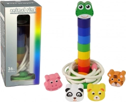 Drewniana edukacyjna piramida i pierścienie ze zwierzątkami