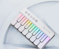Białe mini pianinko muzyczne dla dzieci