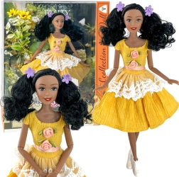 Woopie Royal lalka Emi 32 cm w modnej stylizacji z pięknymi czarnymi włosami