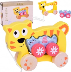 Drewniany kotek na sznurku 2w1 – rodzinka na kółkach