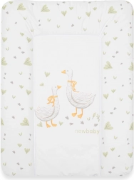 Miękka mata do przewijania New Baby Gąski 70 × 50 cm