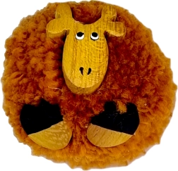 Drewniany magnes z pomponem Żyrafa – ręcznie wykonana dekoracja