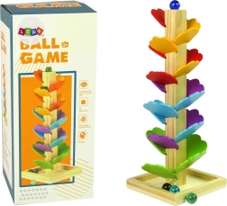 Drewniane drzewo z torem dla kulek