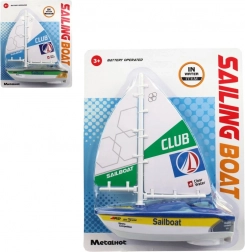 Plastowy żaglowiec na baterie