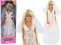 Lalka Anlily w sukni ślubnej z bukietem kwiatów i koroną