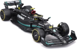 bburago zestaw modelu mercedes-amg f1 w14 e 1:24 lewis hamilton #44