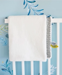 Dziecięcy koc z polaru z koalą Yoca 70 × 100 cm