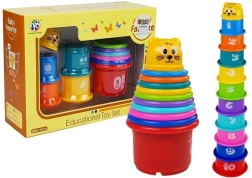 Piramida kubeczków dla dzieci z kocim wzorem