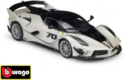 Bburago Ferrari FXX-K EVO nr 70 czarno-biały model 1:18