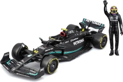 mercedes-amg f1 w14 e 1:24 z figurką kierowcy lewis hamilton od bburago
