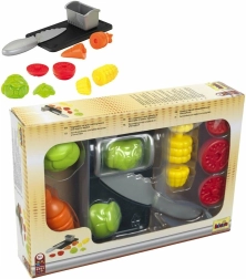 Zestaw warzyw z deską i nożem