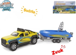 Kids Globe Traffic ciągnik siodłowy z łodzią 27 cm, metalowy model ze światłem i dźwiękiem