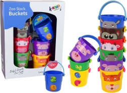 Kolorowe wiaderka ze zwierzątkami piramida