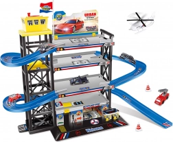 Duży parking wielopoziomowy z lądowiskiem dla helikopterów