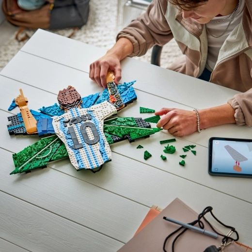 Cyfrowa instrukcja w aplikacji LEGO Builder