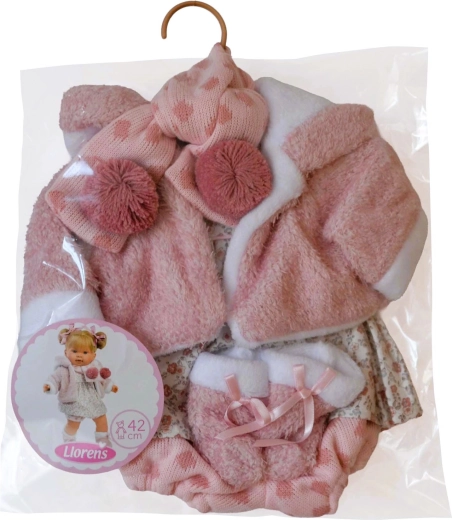 Ciepły płaszczyk i dopasowane dodatki