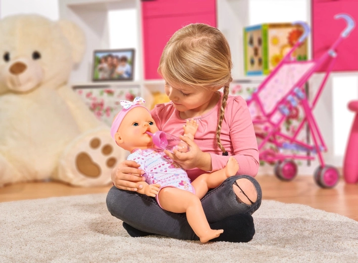 Pije i sika jak prawdziwe niemowlę