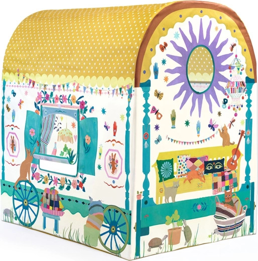 Otwierane okna i wejście z zasłonami