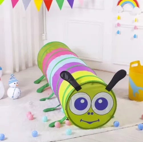 Zabawny design gąsienicy, który wciągnie dzieci do zabawy