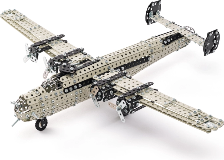 Realistyczny metalowy model z ruchomymi elementami