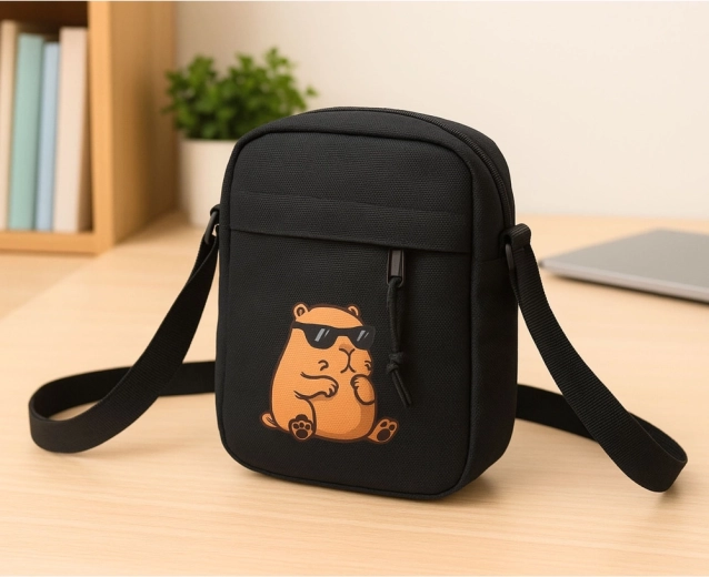 Trzy bezpieczne kieszenie na suwak