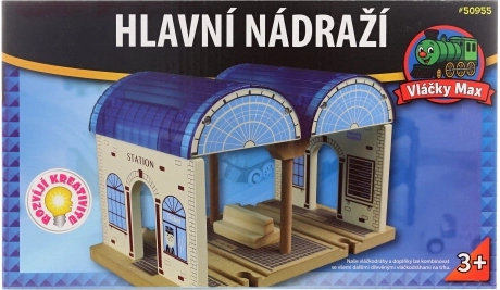 Drewniany dworzec główny Maxim