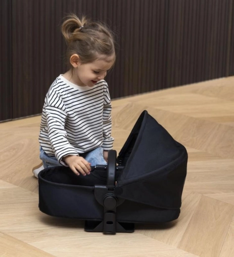 3 w 1: gondola, siedzisko sportowe i łóżeczko