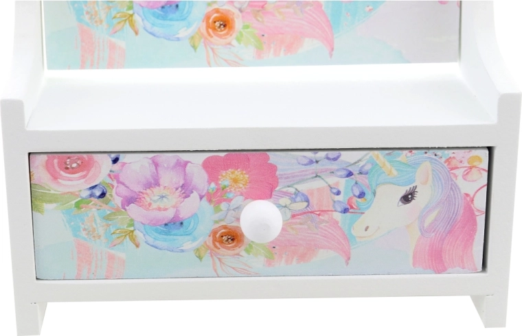 Praktyczna szufladka na skarby