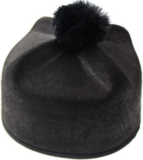 Biret księdza