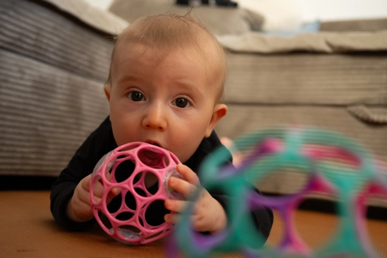 Lekka, miękka i bezpieczna dla najmłodszych