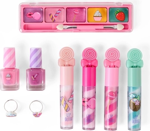 Wszystko do pierwszego makijażu w jednym miejscu